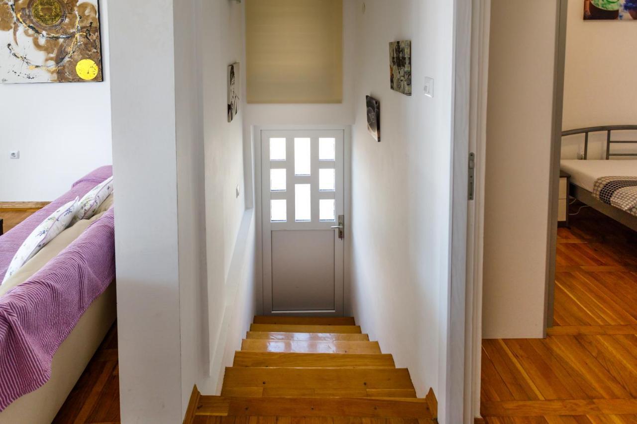 Apartment Iris & Elena Pinezići Εξωτερικό φωτογραφία