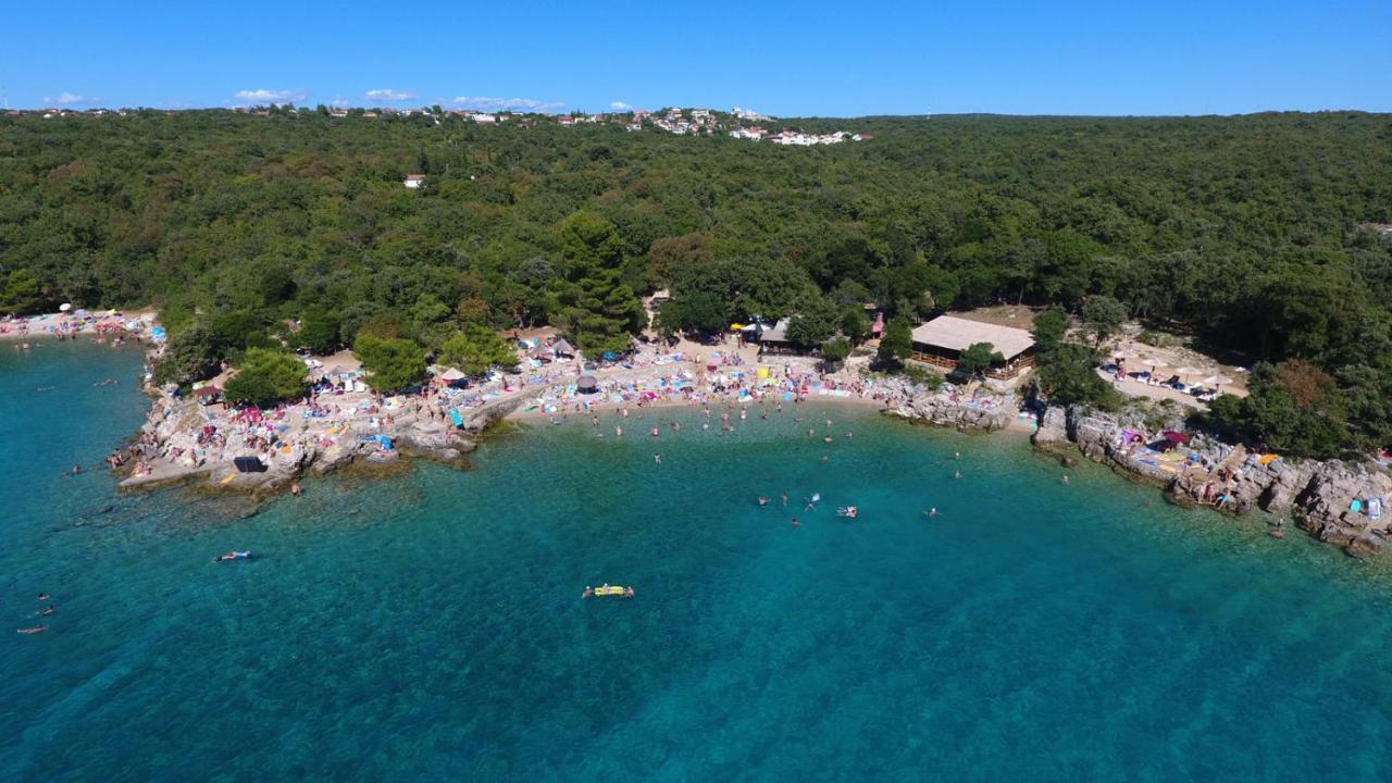 Apartment Iris & Elena Pinezići Εξωτερικό φωτογραφία